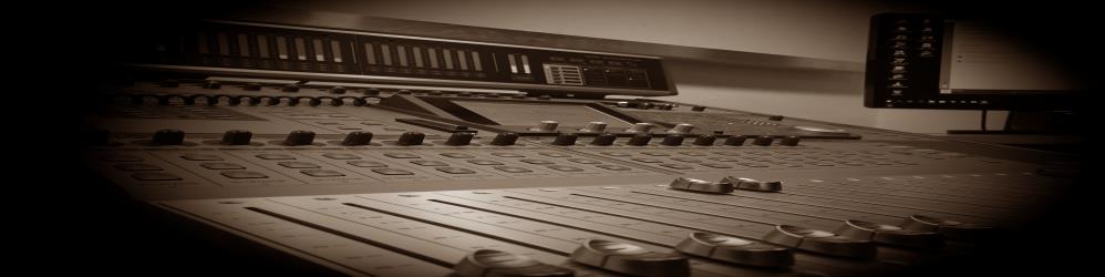 miksepult i moderne radiostudio